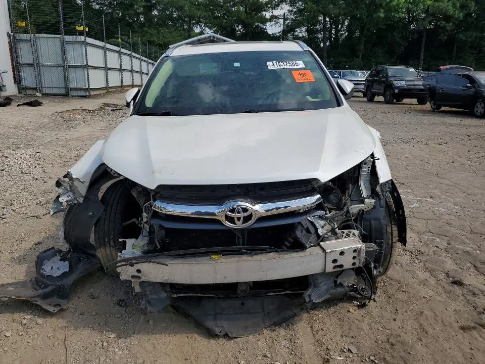 2014 TOYOTA HIGHLANDER XLE  