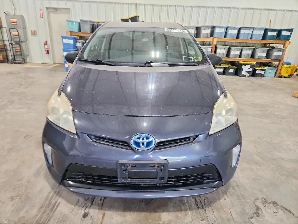 2013 TOYOTA PRIUS TWO  