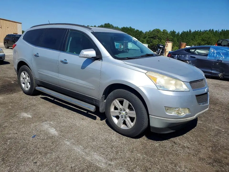 2012 CHEVROLET TRAVERSE LT  
