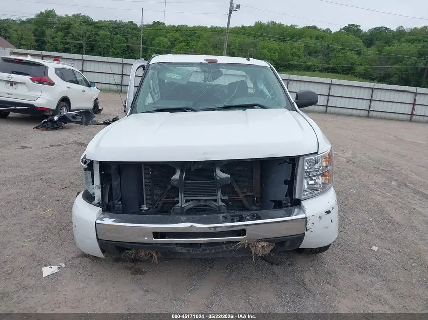 2011 CHEVROLET SILVERADO 1500 LS
