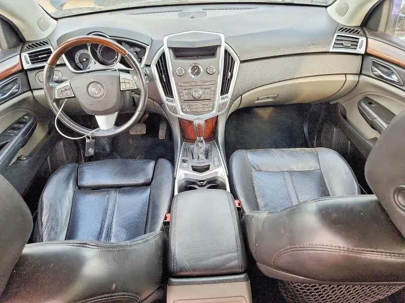 2011 CADILLAC SRX LUXURY COLLECTION  