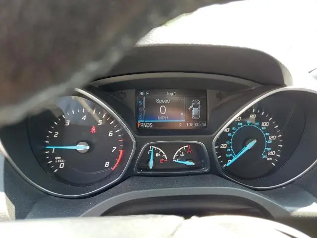 2015 FORD ESCAPE SE  