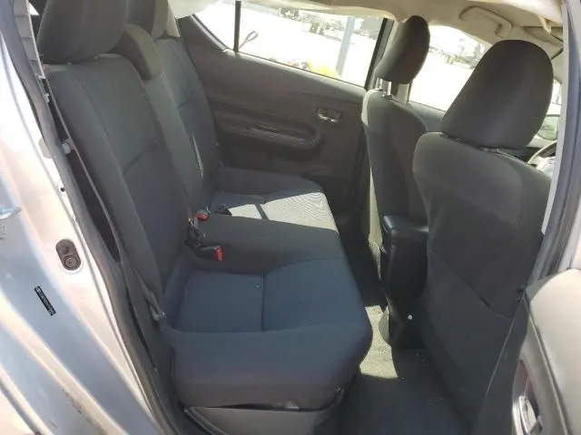 2017 TOYOTA PRIUS C 