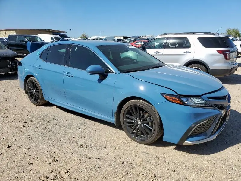 2024 TOYOTA CAMRY XSE  