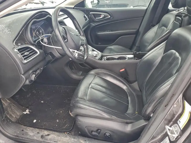 2016 CHRYSLER 200 C  