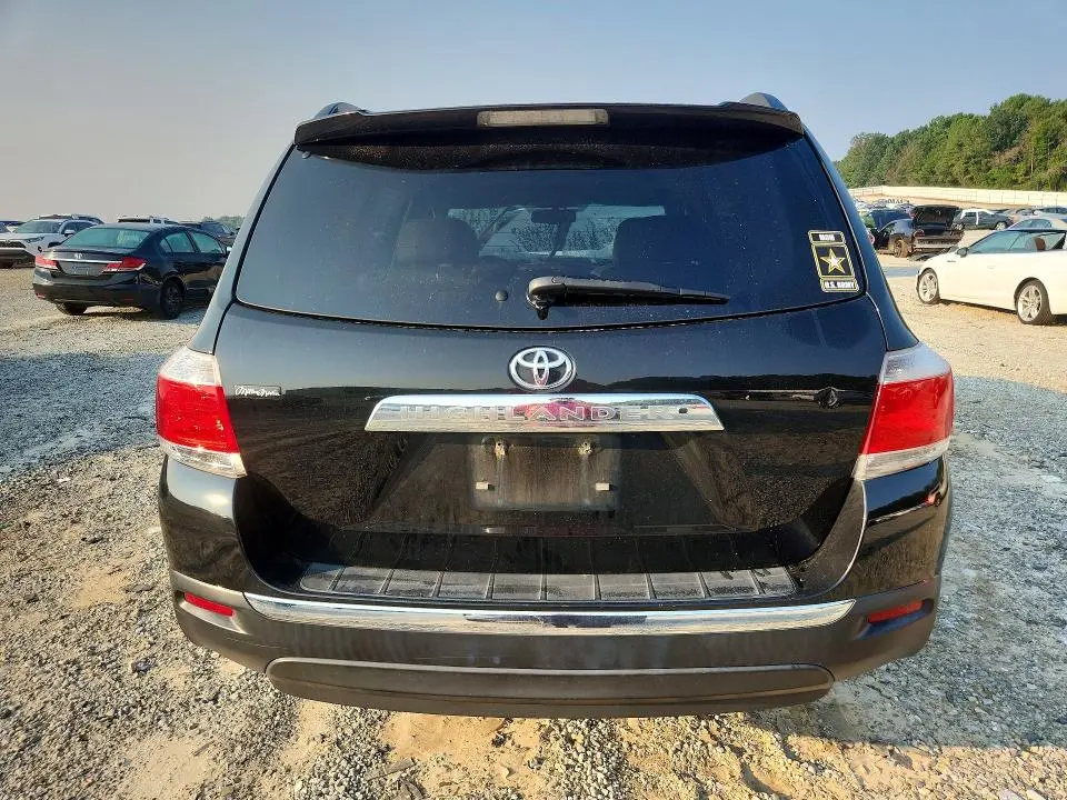 2013 TOYOTA HIGHLANDER LIMITED  
