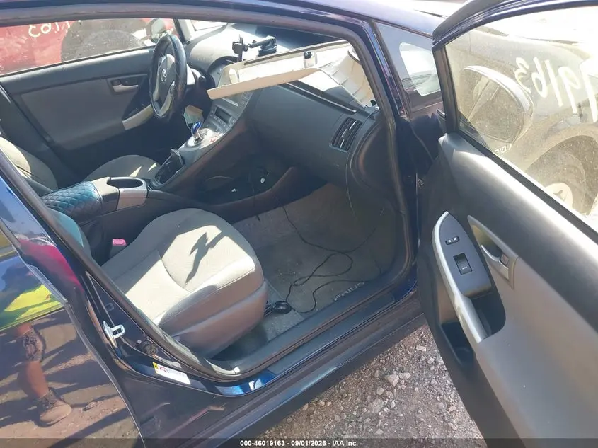 2012 TOYOTA PRIUS TWO