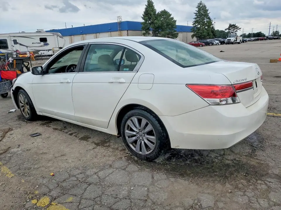 2011 HONDA ACCORD EX  