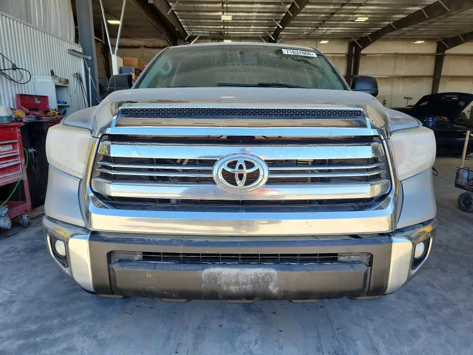 2016 TOYOTA TUNDRA SR5  