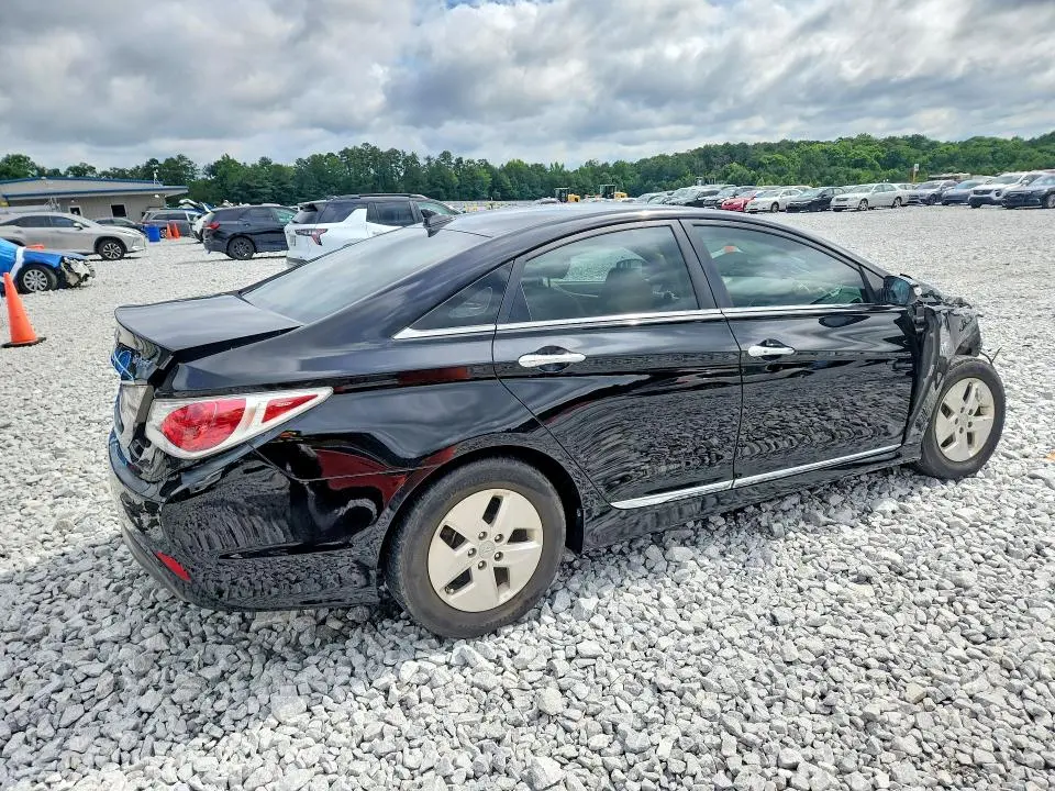 2011 HYUNDAI SONATA HYBRID  