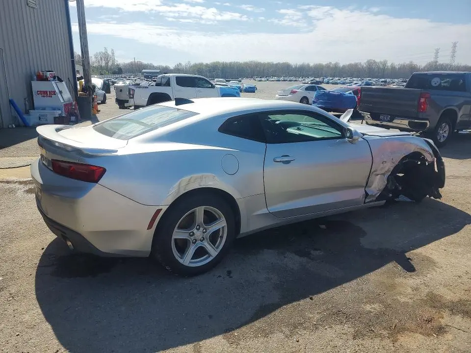2016 CHEVROLET CAMARO LT  