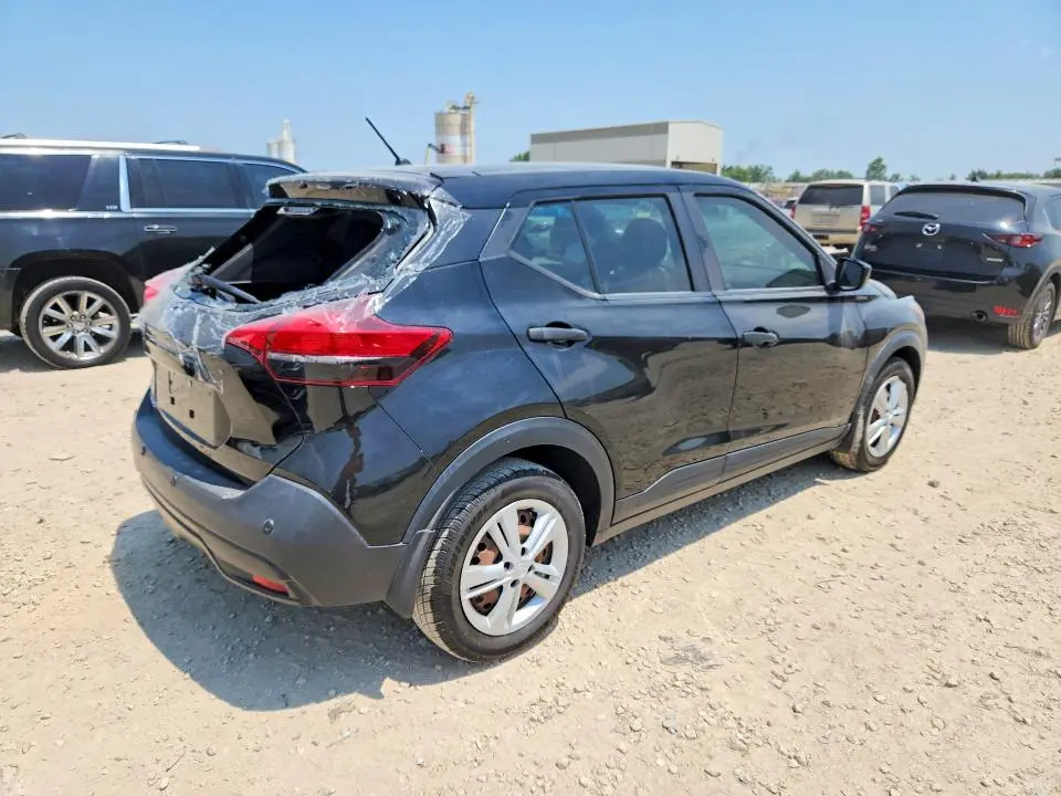 2020 NISSAN KICKS S  