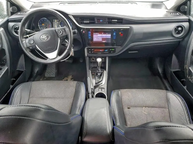 2018 TOYOTA COROLLA SE  