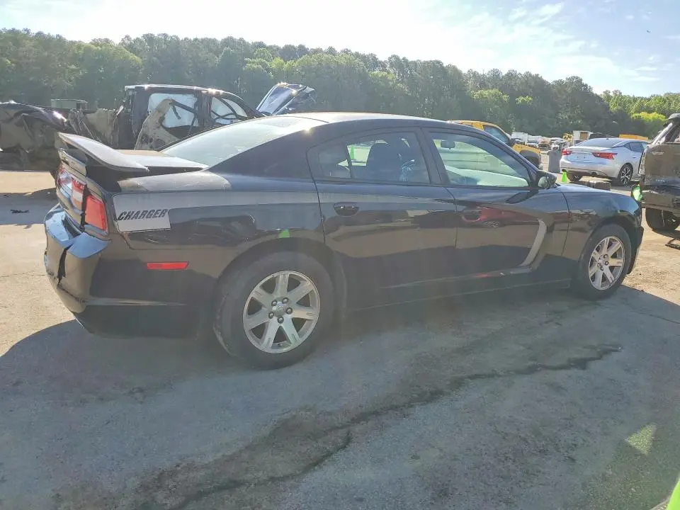 2014 DODGE CHARGER SE  