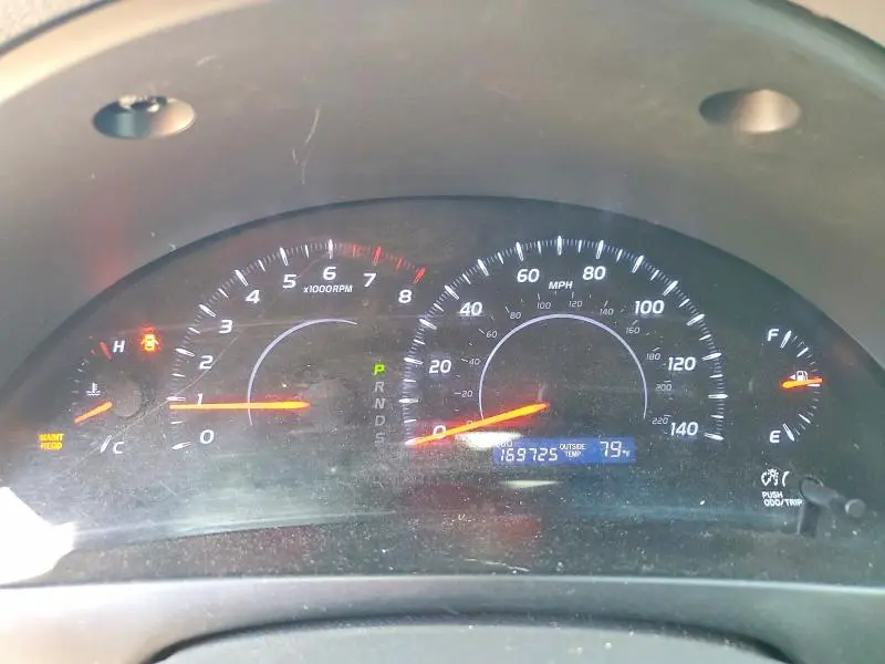 2011 TOYOTA CAMRY LE  