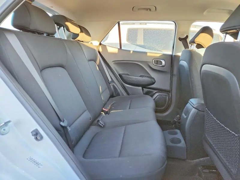 2024 HYUNDAI VENUE SE  