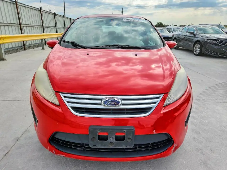 2013 FORD FIESTA SE  