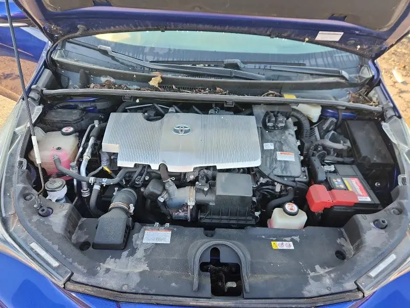 2018 TOYOTA PRIUS THREE  