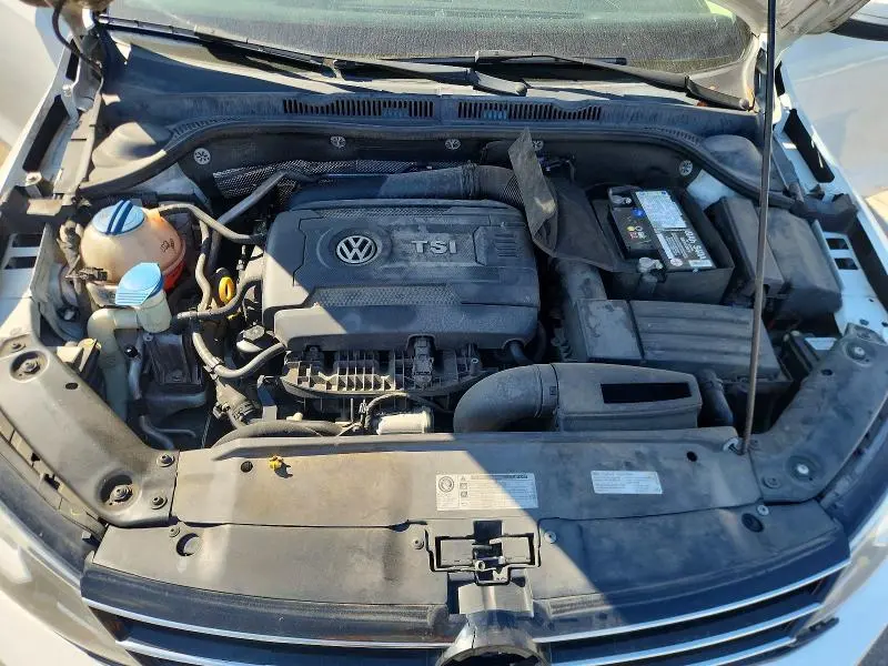 2016 VOLKSWAGEN JETTA SEL  