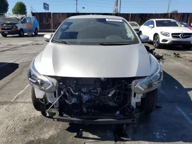 2020 NISSAN VERSA SV  