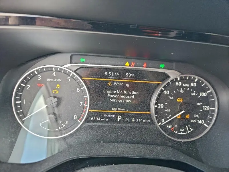 2025 NISSAN PATHFINDER SV  