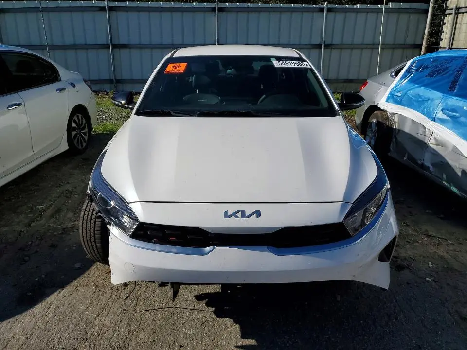 2023 KIA FORTE GT LINE  