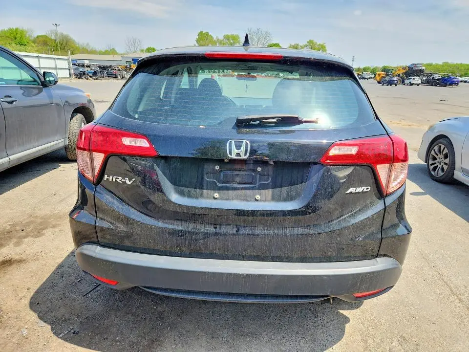 2018 HONDA HR-V LX  