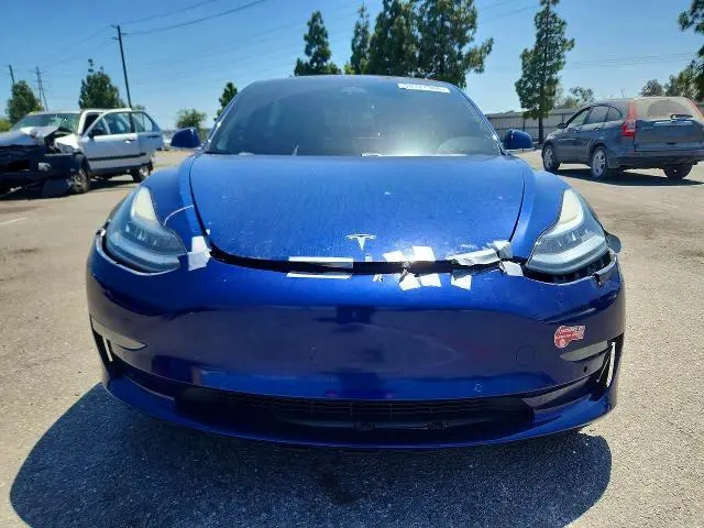 2018 TESLA MODEL 3   