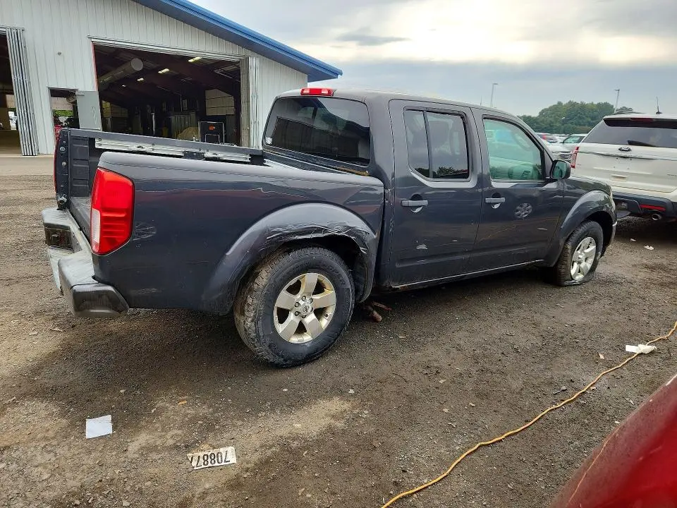 2010 NISSAN FRONTIER SE V6  