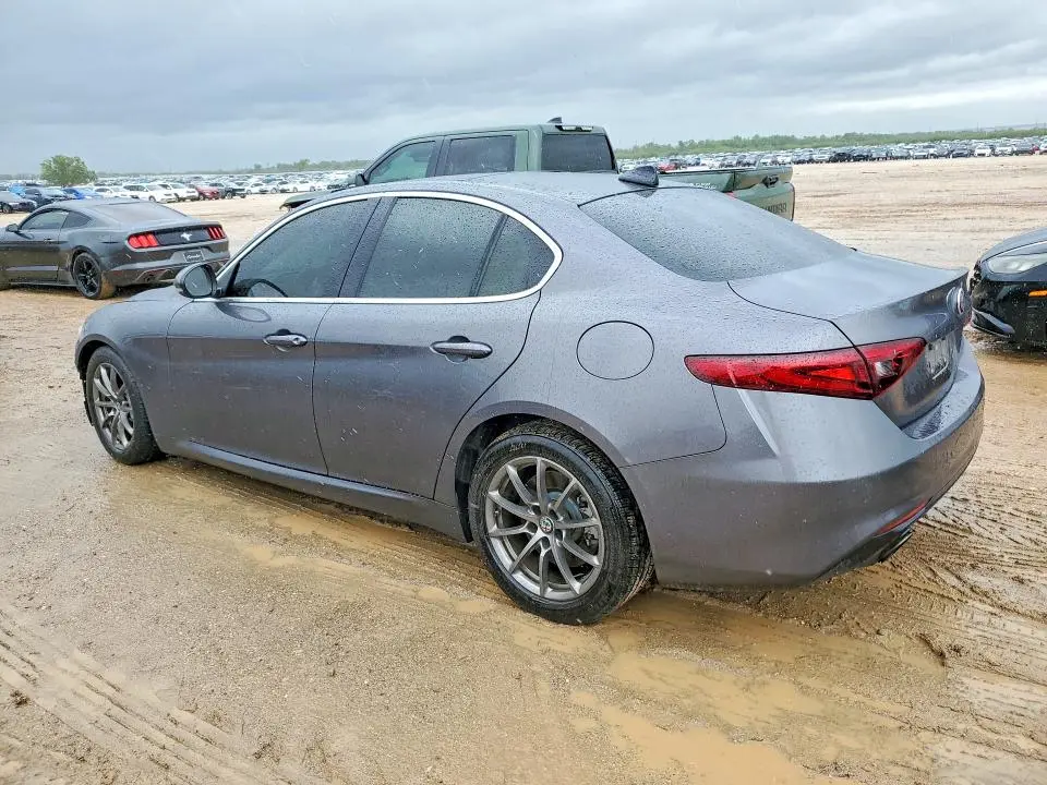 2018 ALFA ROMEO GIULIA   