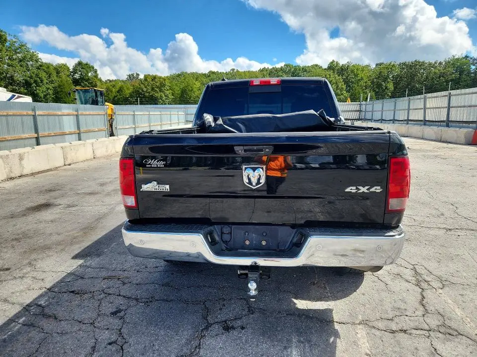 2014 RAM 1500 SLT  
