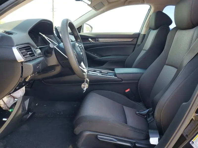 2021 HONDA ACCORD LX  