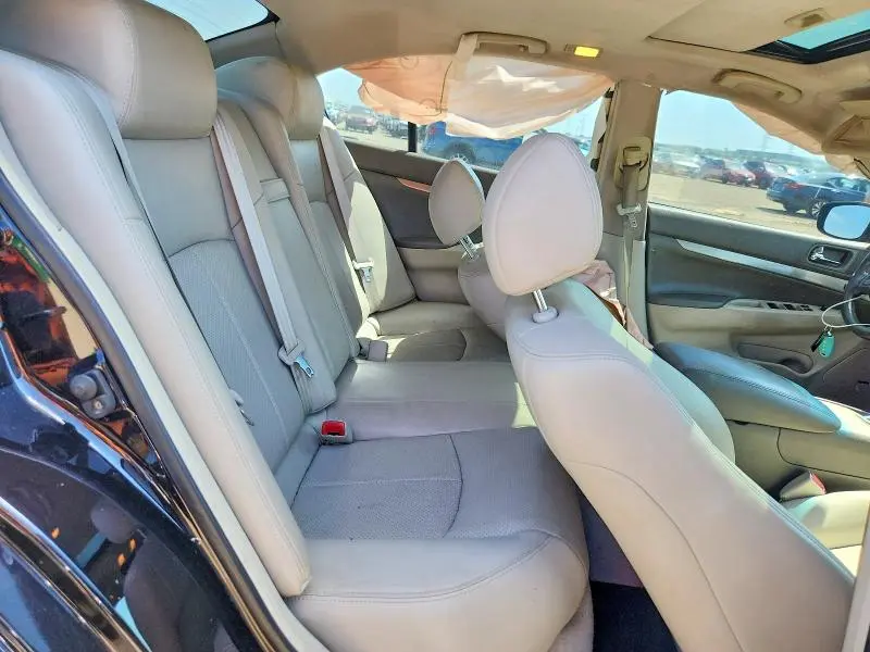 2013 INFINITI G37 BASE  
