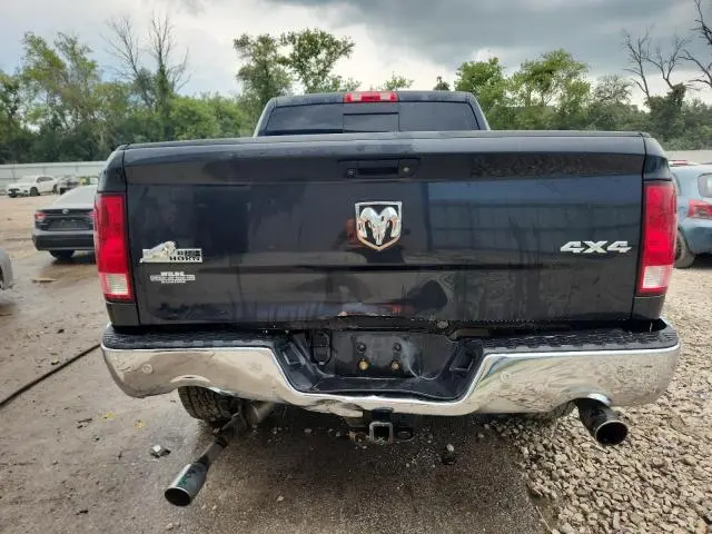 2016 RAM 1500 SLT  