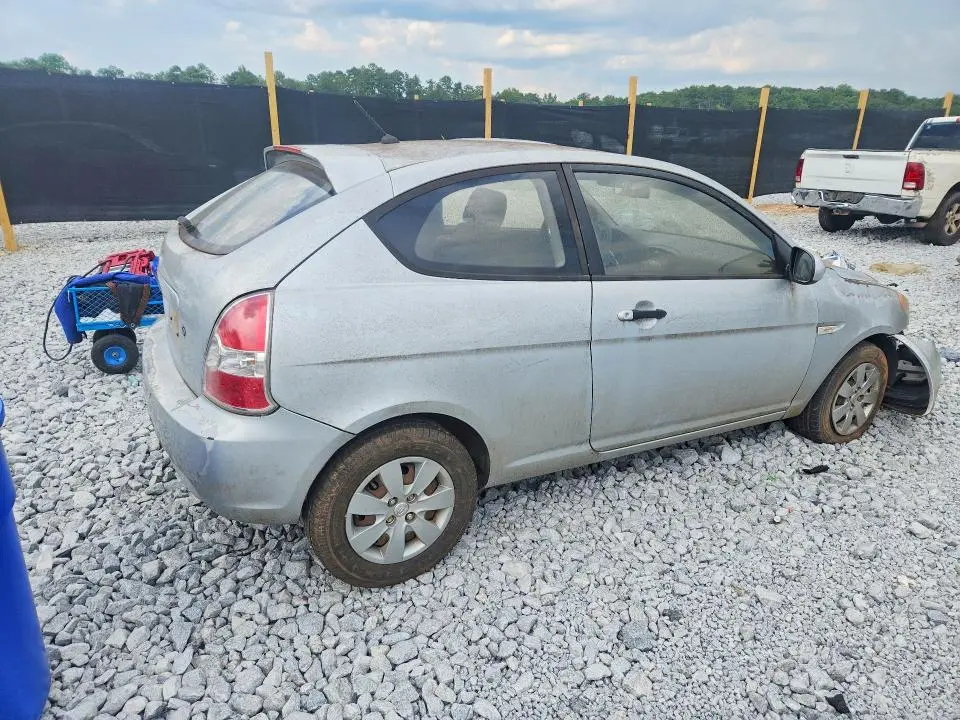 2010 HYUNDAI ACCENT GS  
