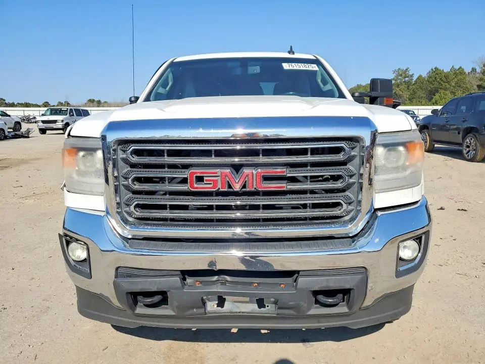 2015 GMC SIERRA K2500 SLE  
