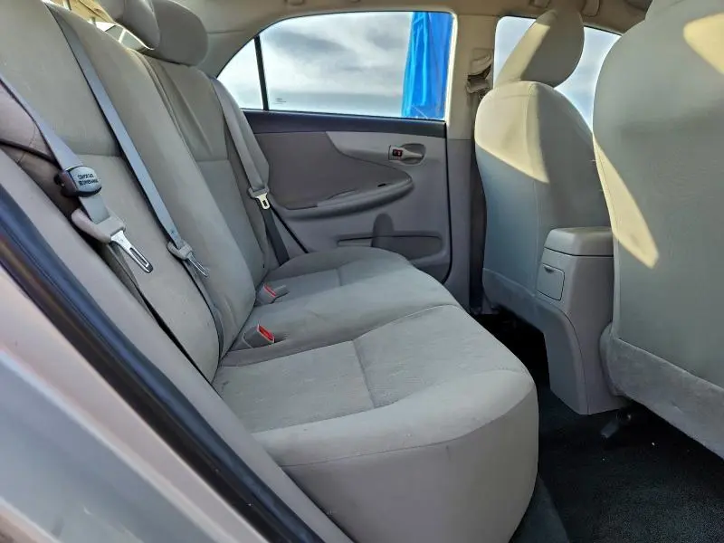 2013 TOYOTA COROLLA L  