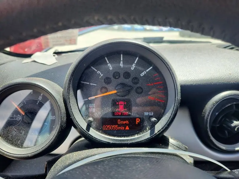 2015 MINI COOPER   