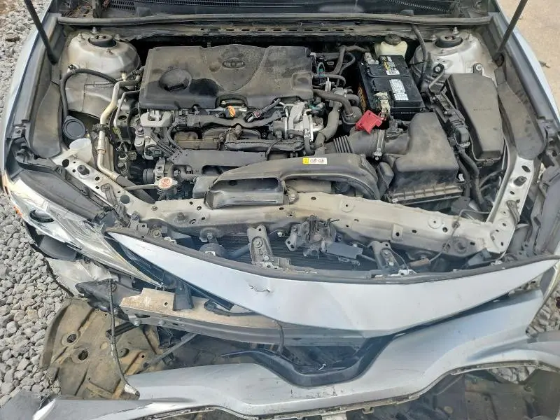 2018 TOYOTA CAMRY XLE  