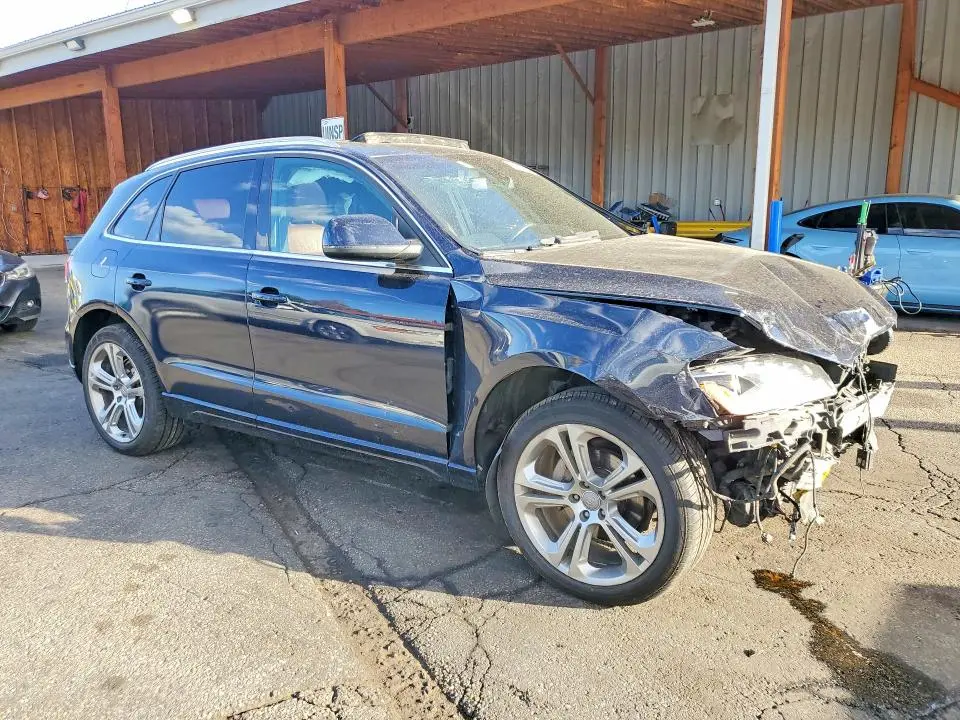 2010 AUDI Q5 PREMIUM PLUS  