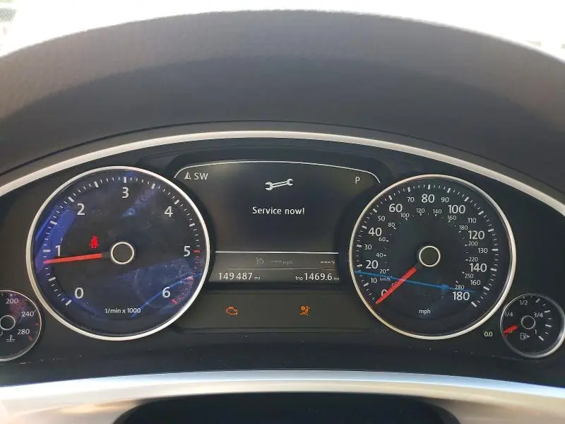 2014 VOLKSWAGEN TOUAREG V6 TDI  