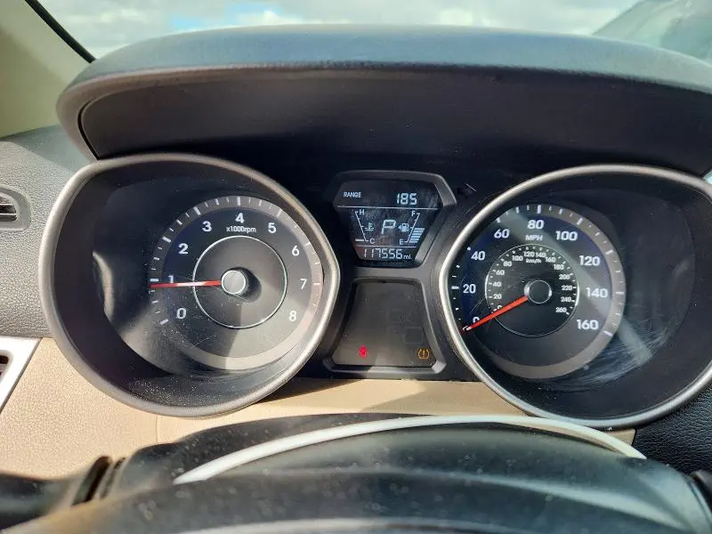2014 HYUNDAI ELANTRA LIMITED  
