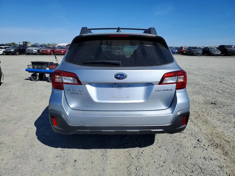 2018 SUBARU OUTBACK 2.5I PREMIUM  