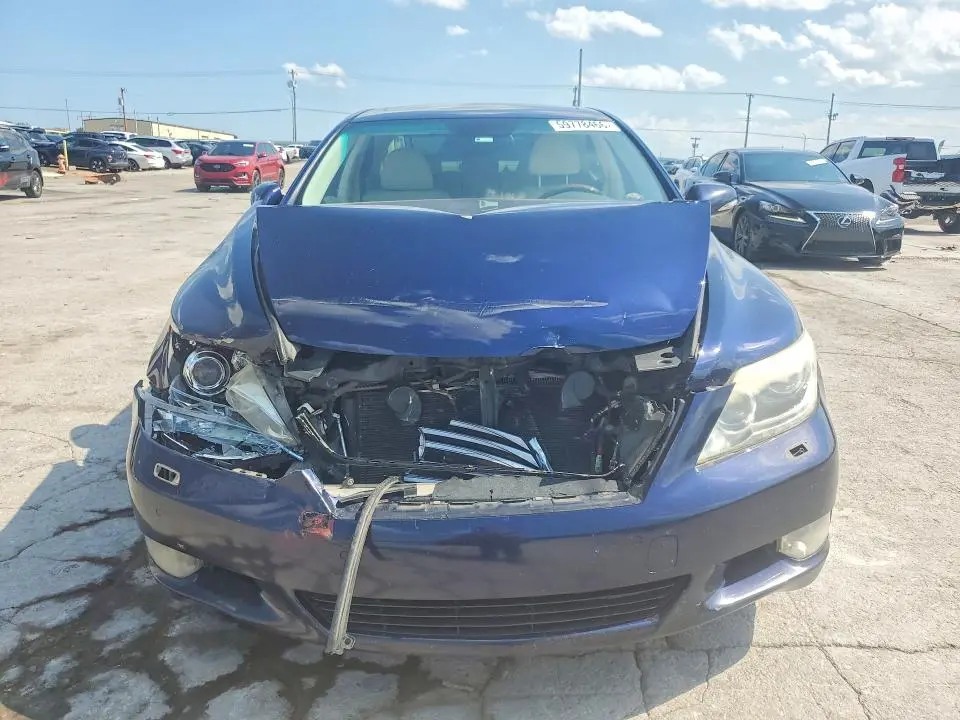 2011 LEXUS LS 460  