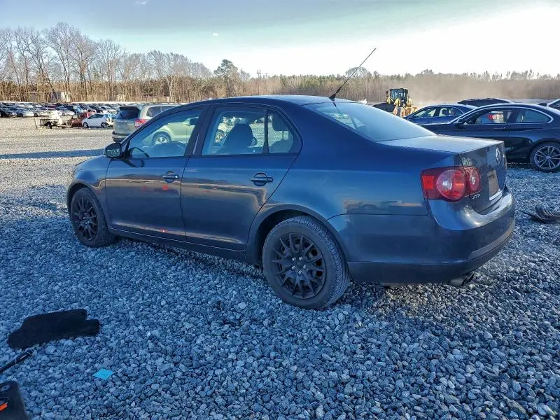 2010 VOLKSWAGEN JETTA S  