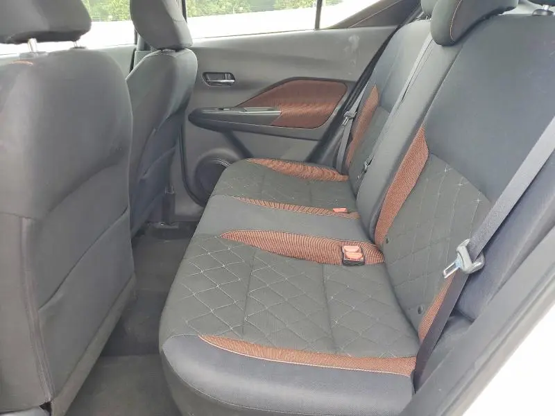 2018 NISSAN KICKS SR  