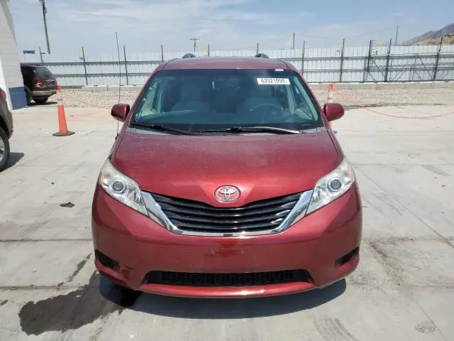 2012 TOYOTA SIENNA LE  