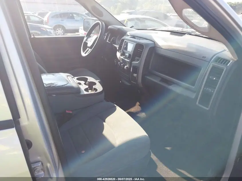 2013 RAM 1500 EXPRESS