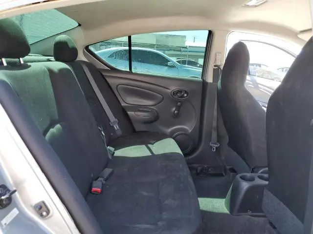 2014 NISSAN VERSA S  