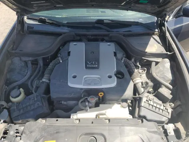 2013 INFINITI G37 